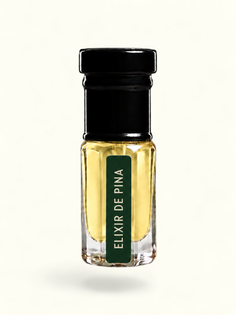 A small clear glass bottle with pale yellow liquid, a black cap, and a dark green vertical label reading 'ELIXIR DE PINA', centered on a plain white background.